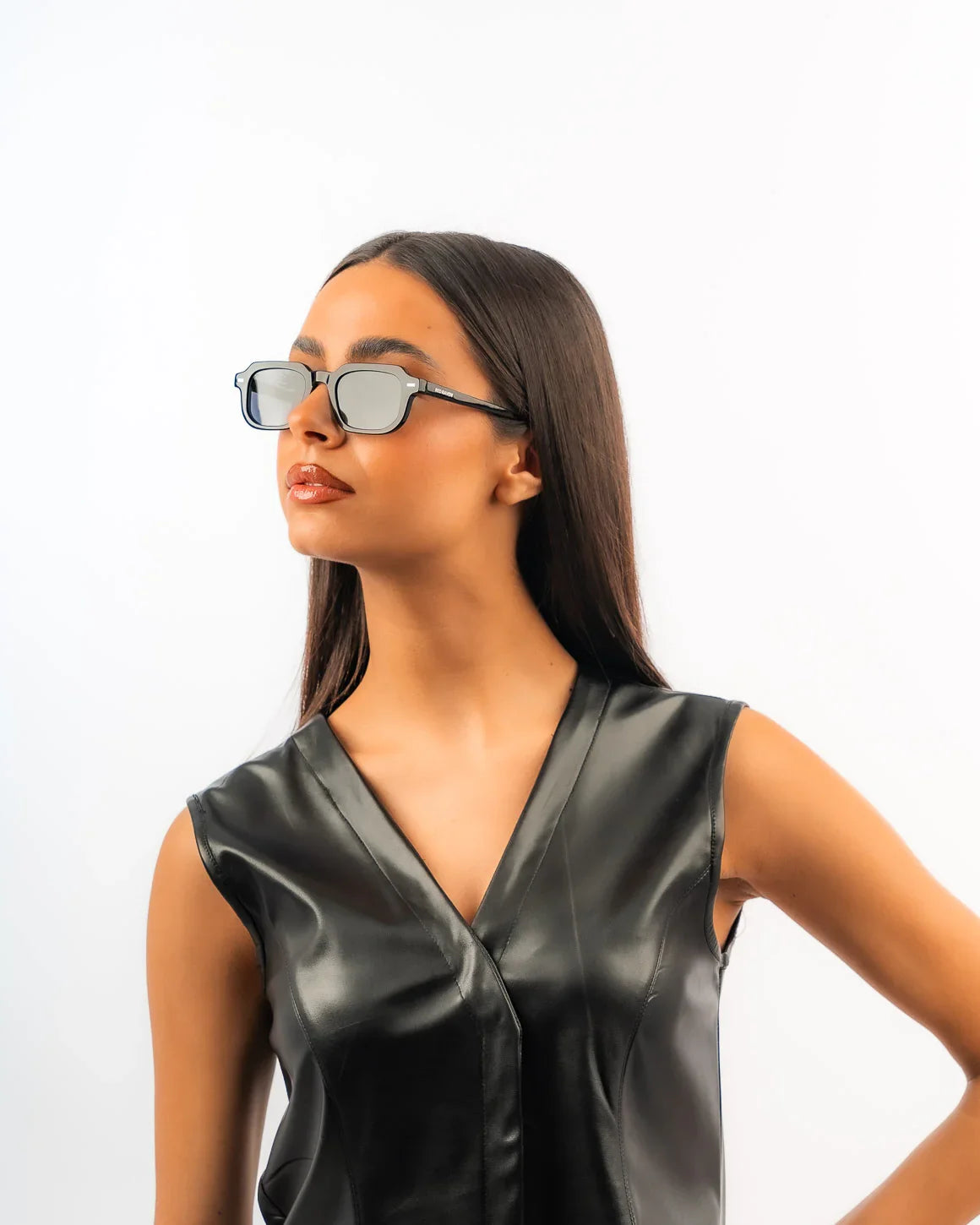 O.G. TOTAL BLACK - Red Raven