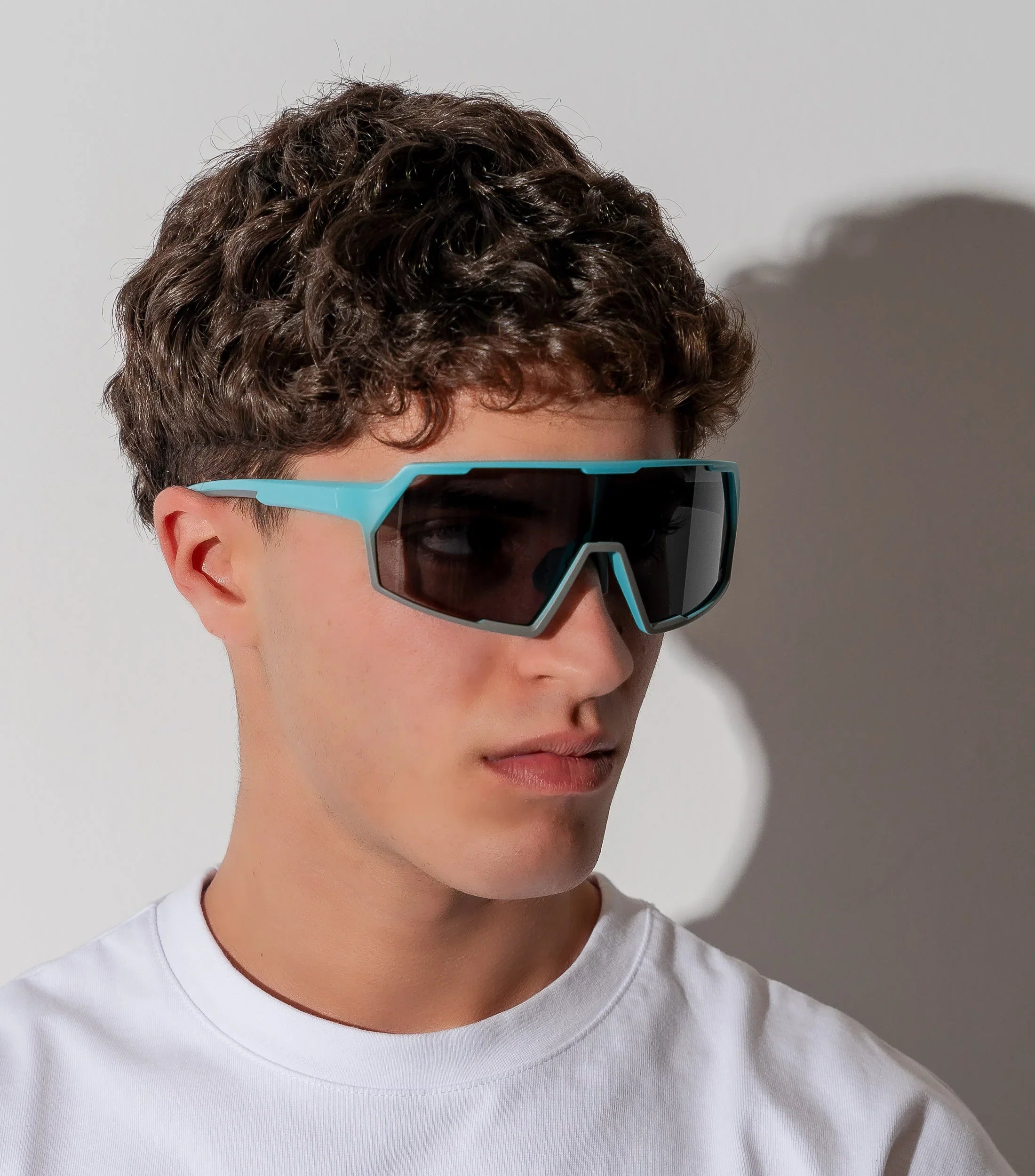 BLAZE BLACK BLUE - Red Raven