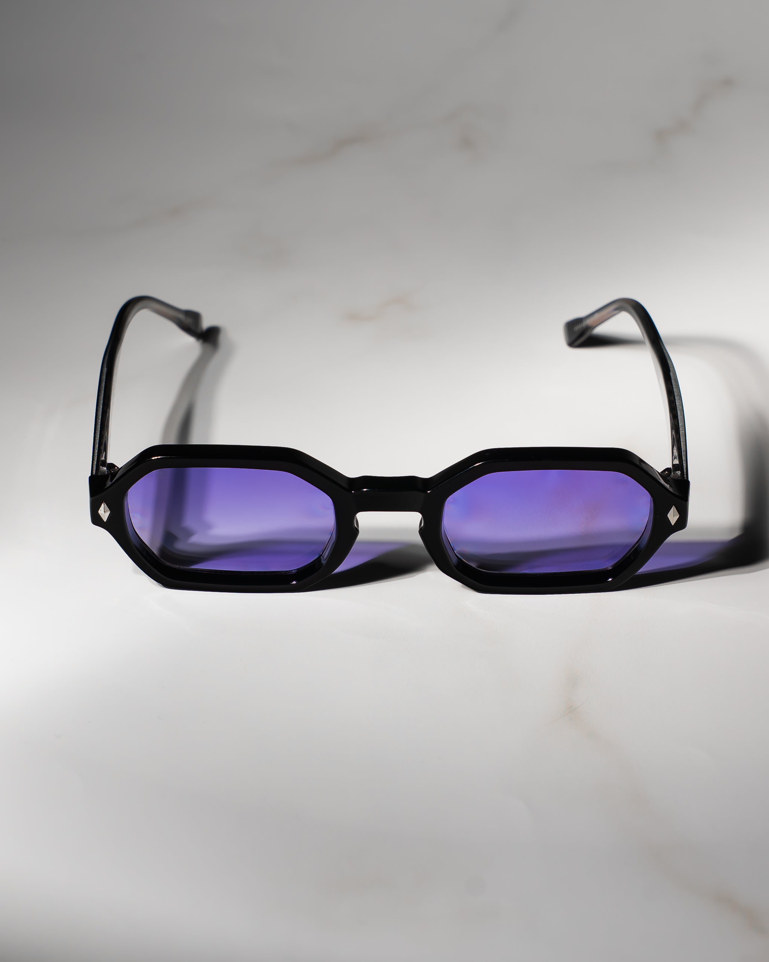 JACKIE PURPLE - Red Raven