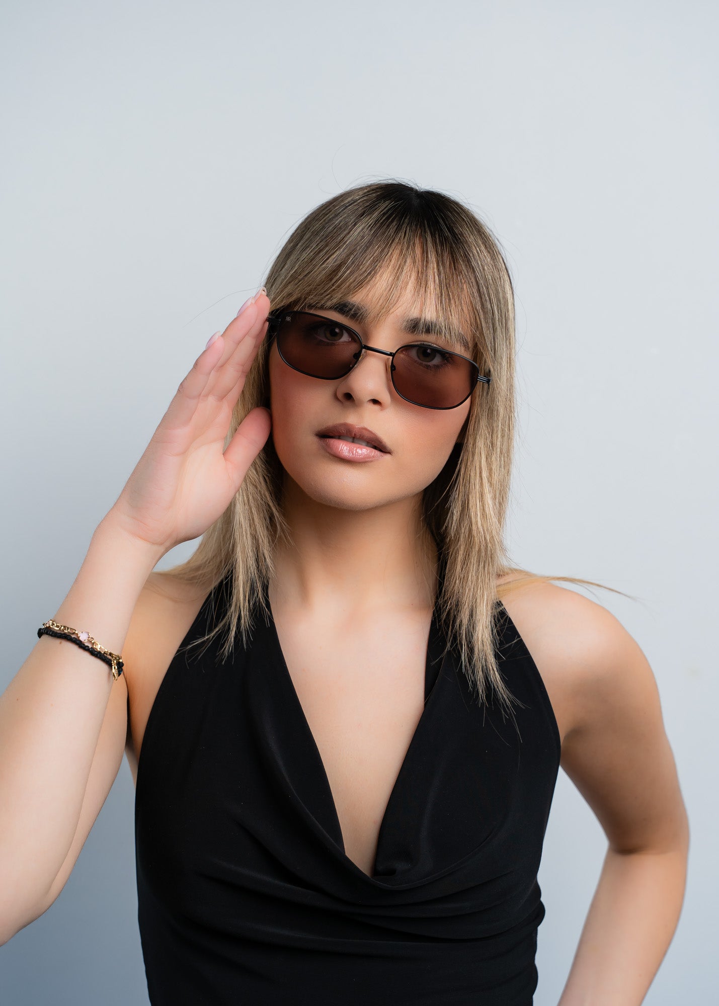 Vi BROWN - Red Raven