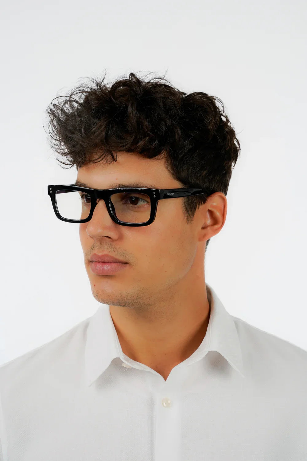 SERIES M BLACK - Red Raven