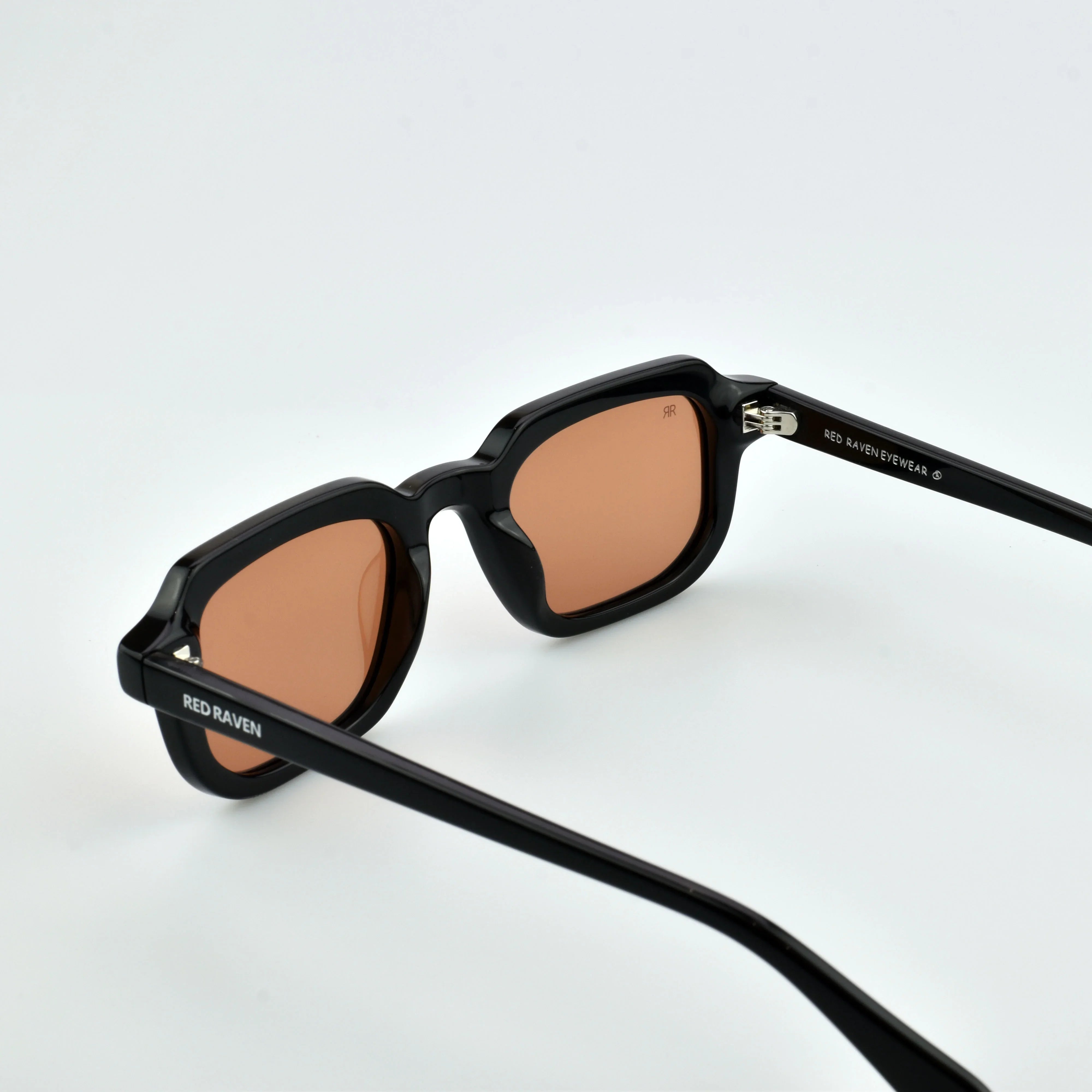 O.G. BROWN - Red Raven