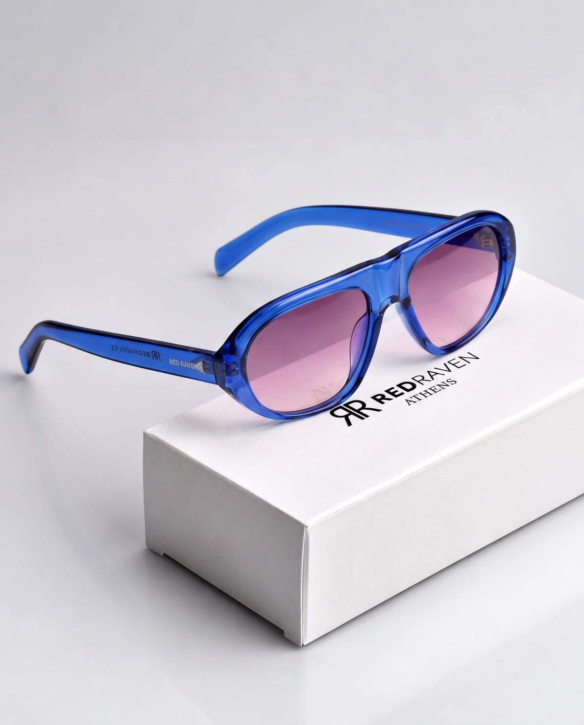BELLA OCEAN BLUE - Red Raven