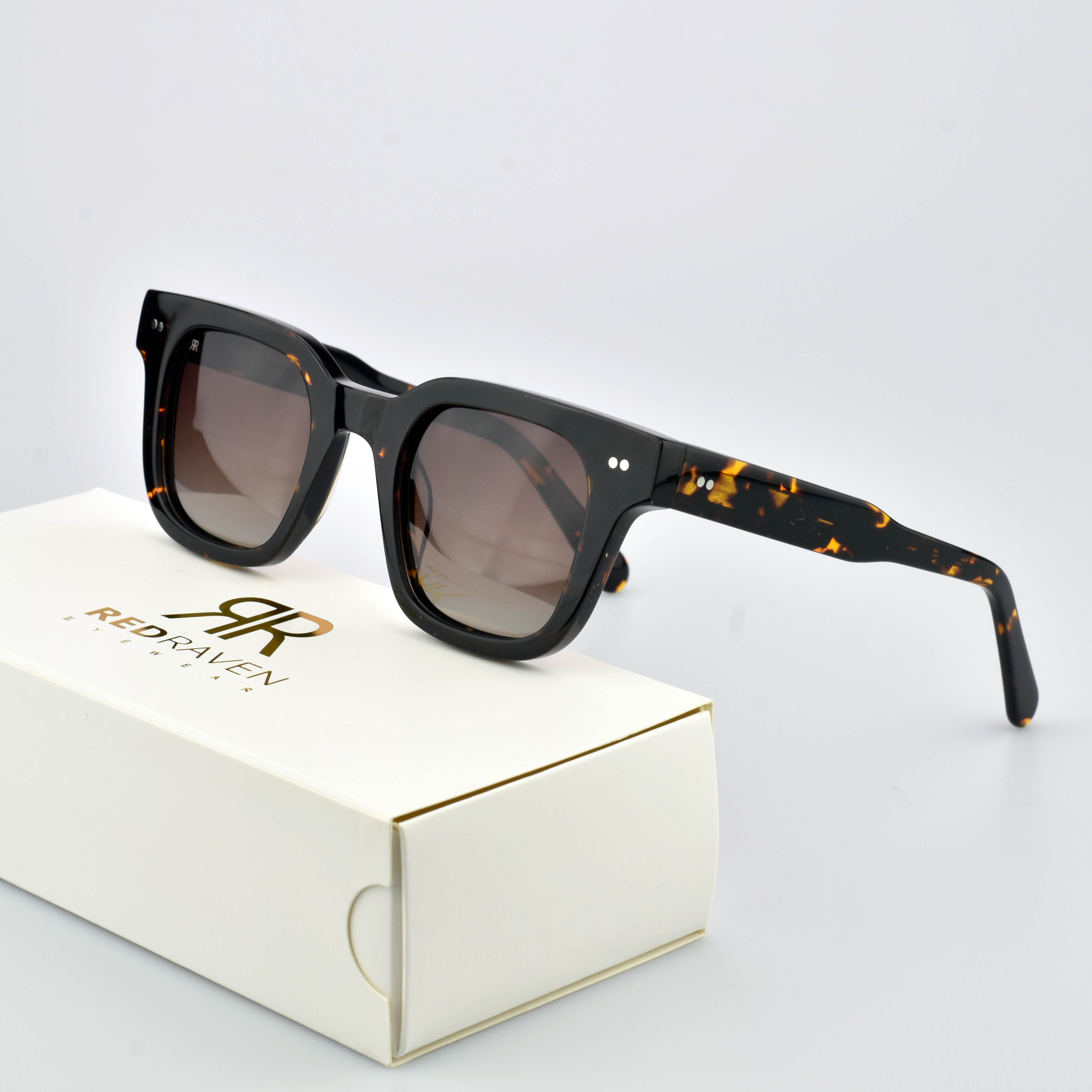 BRAD AMBER - Red Raven