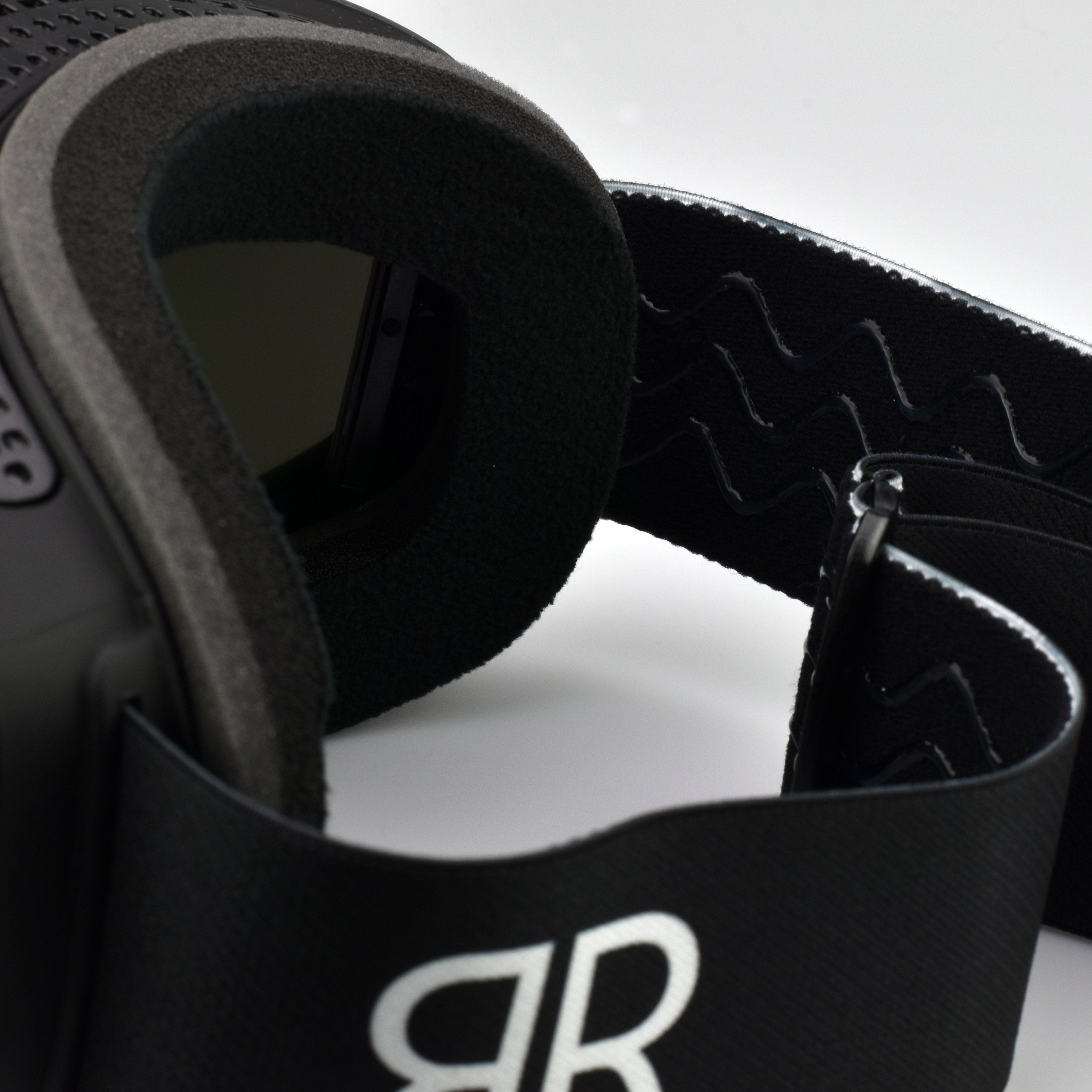 SNOW MASK #B BLACK PINK