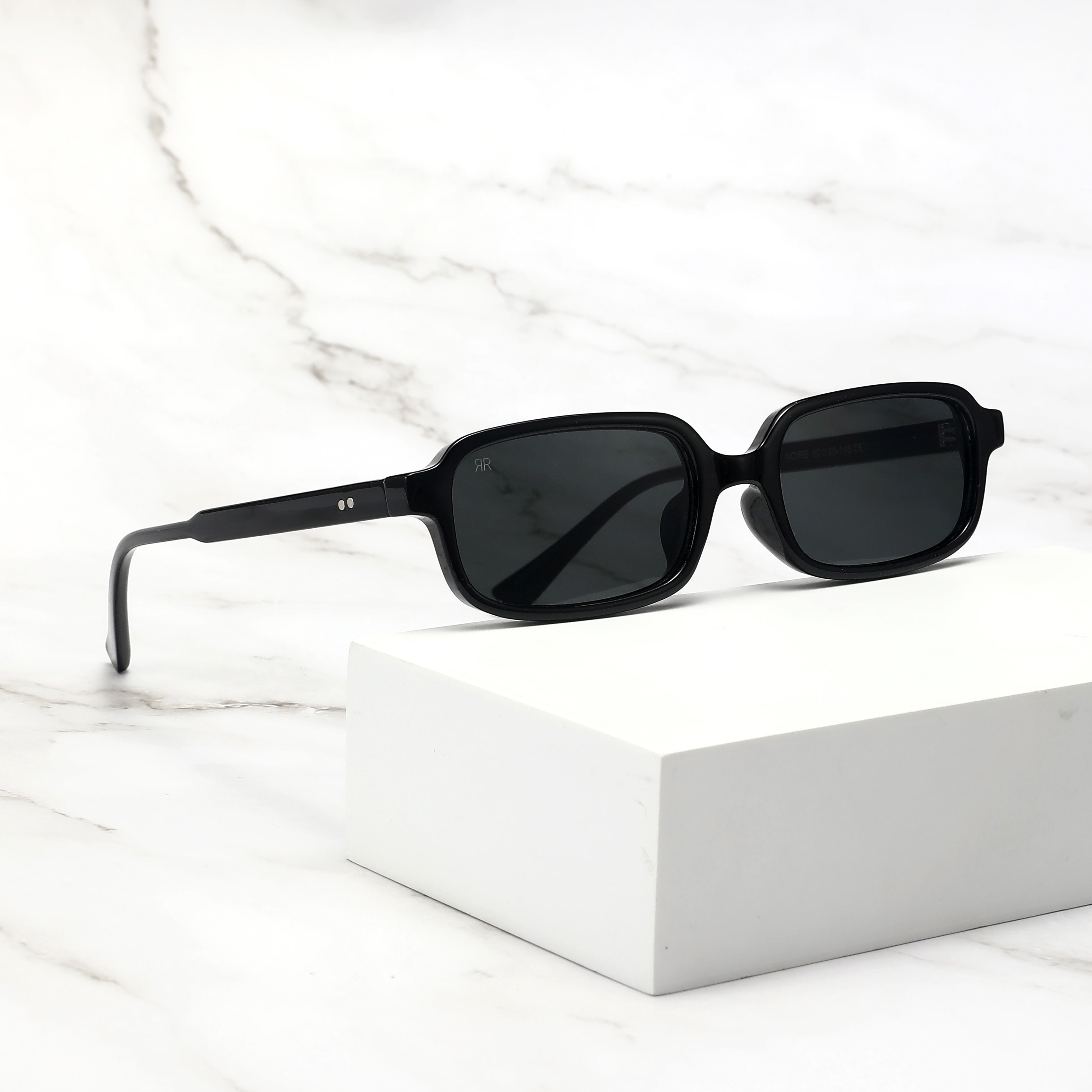 NOIRE BLACK