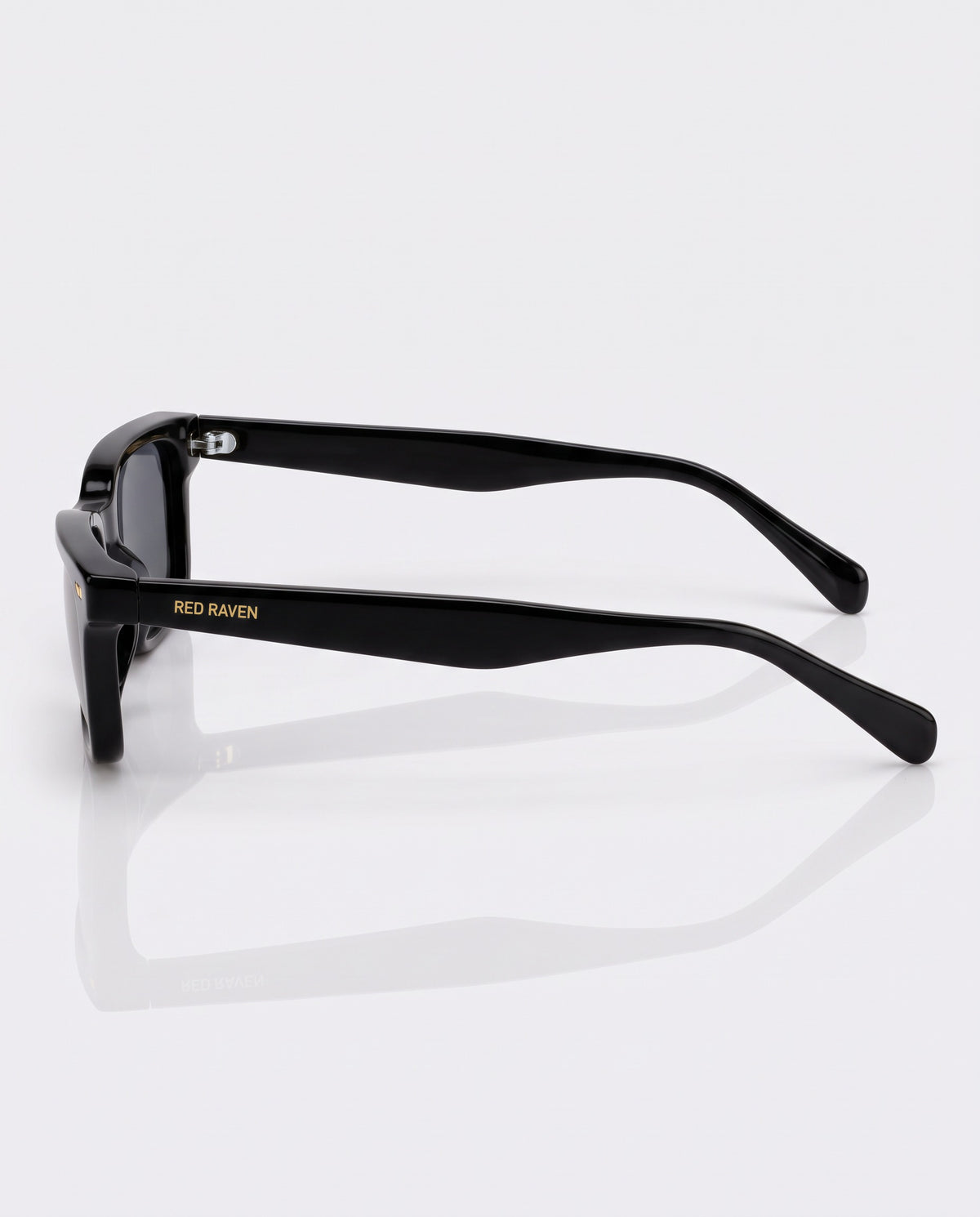 NOMAD BLACK