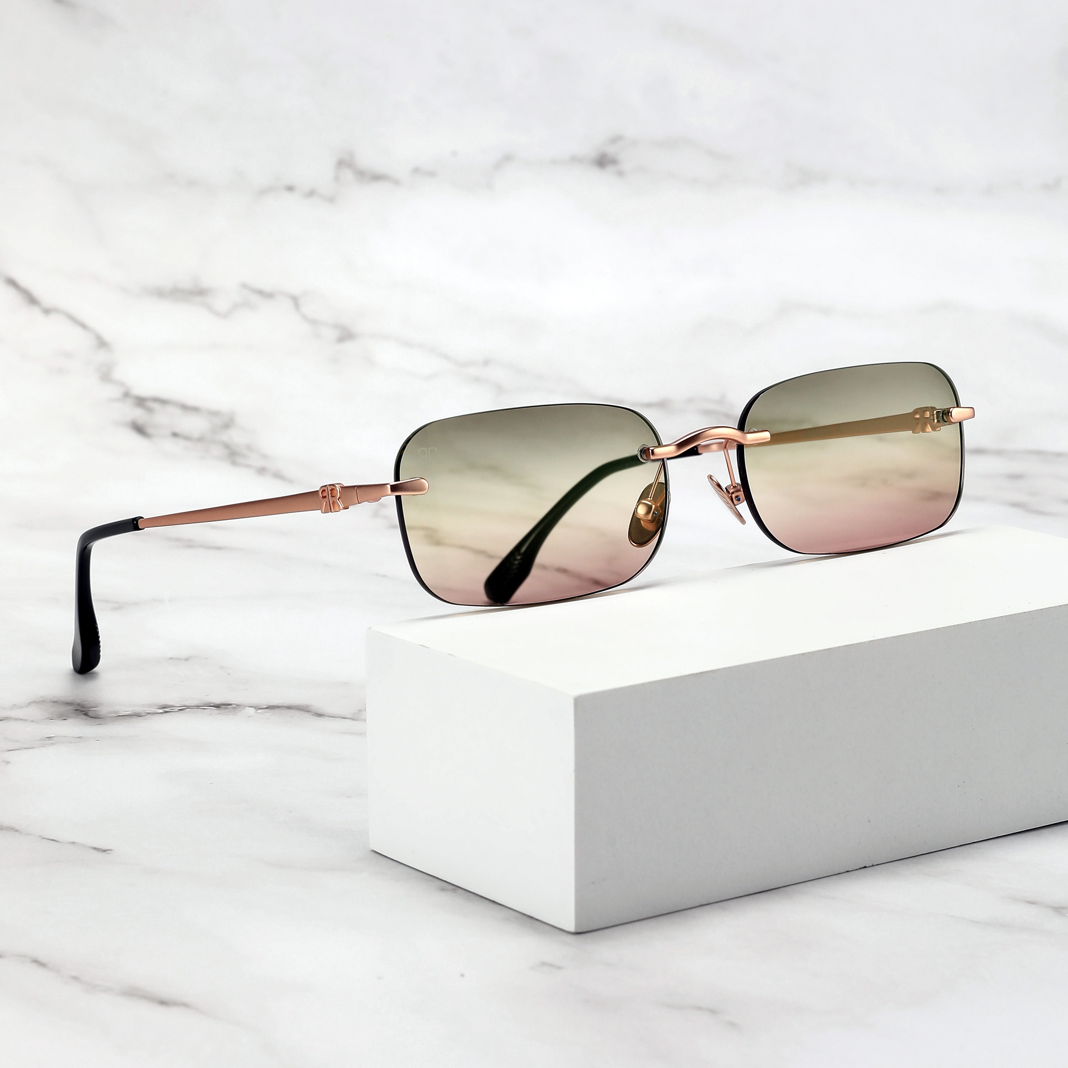 RAGNAR SUNRISE - Red Raven