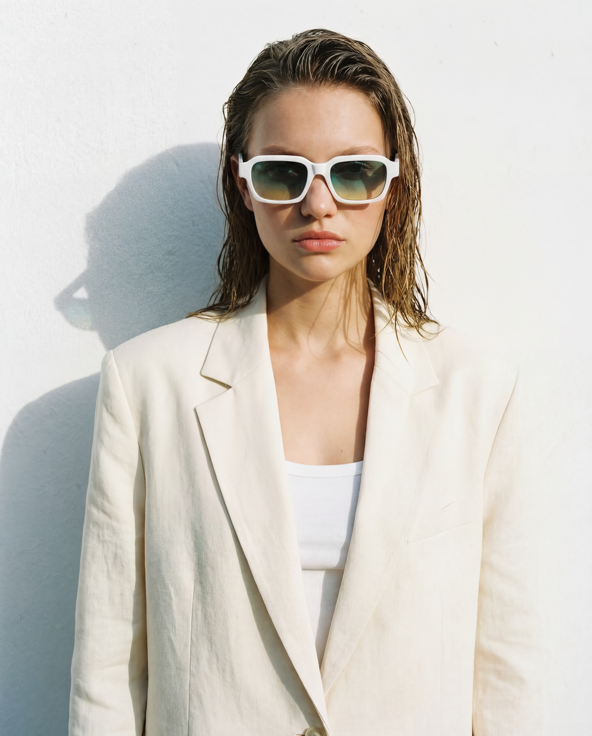 TIMBER TURQOISE WHITE