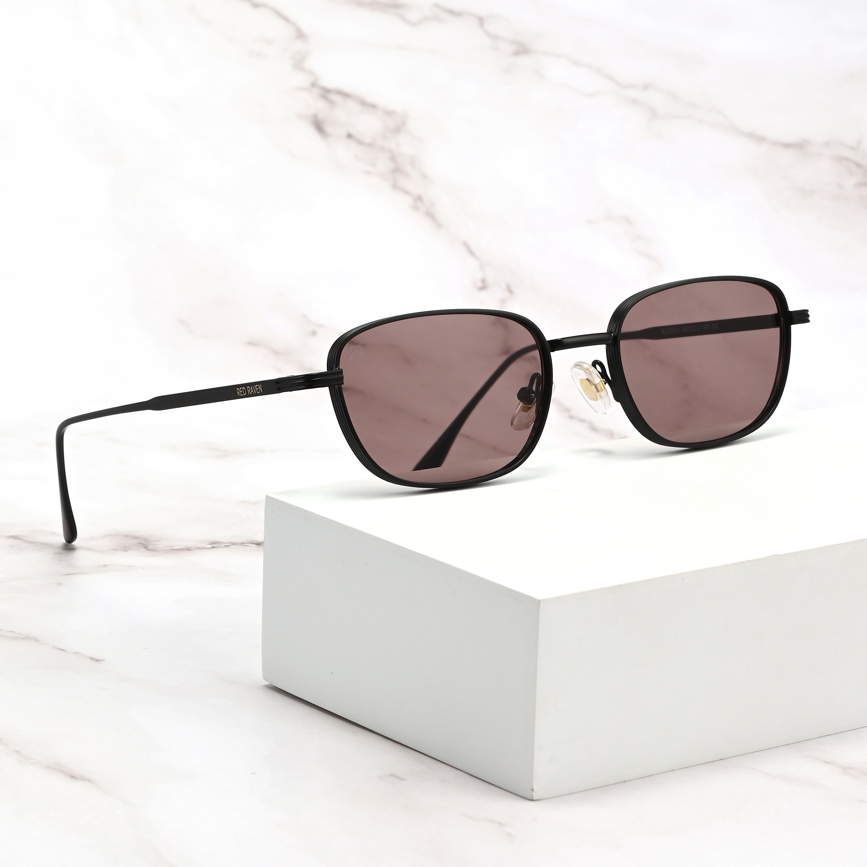 Vi BROWN - Red Raven