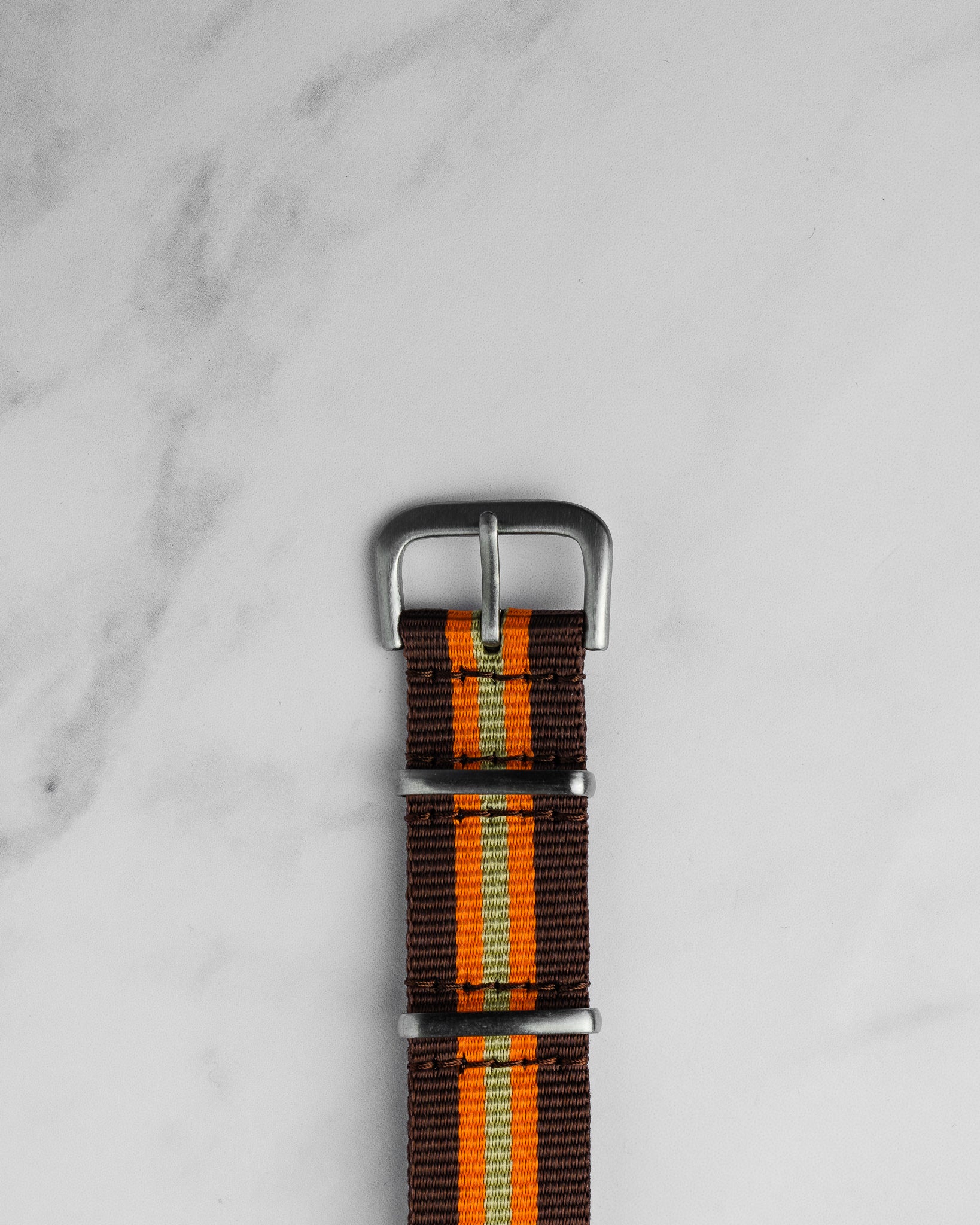 VOYAGER BROWN - Red Raven