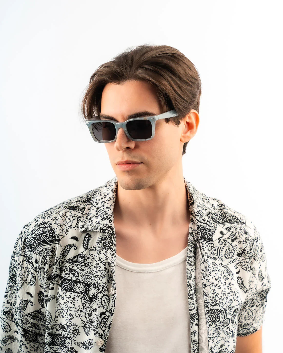 Men's Sunglasses Red Raven Gray