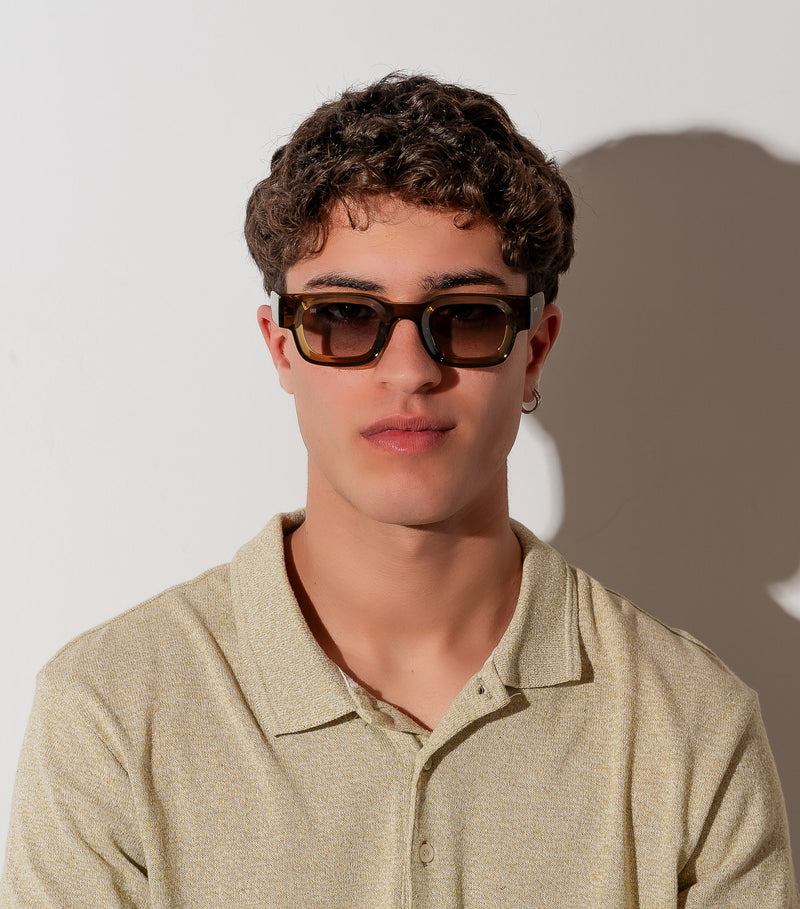 CASPER OLIVE