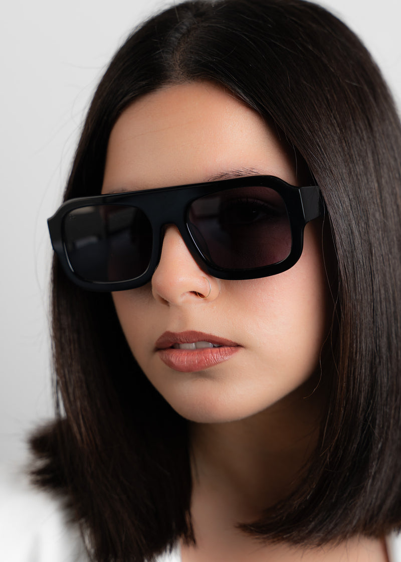 NAOMI TOTAL BLACK