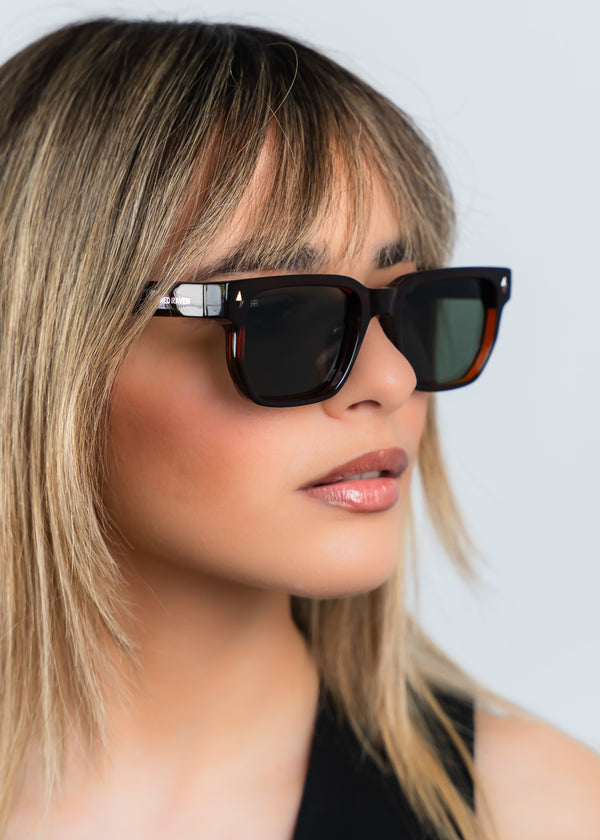 DANTE CARAMEL BROWN - Red Raven