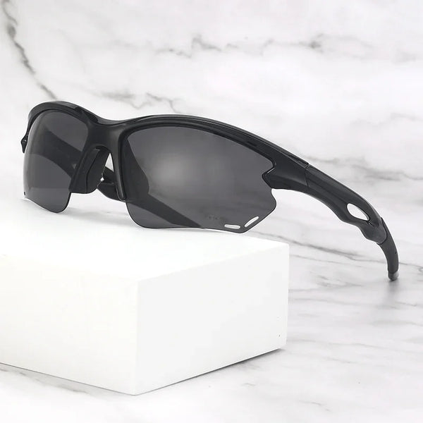 NIXON BLACK - Red Raven