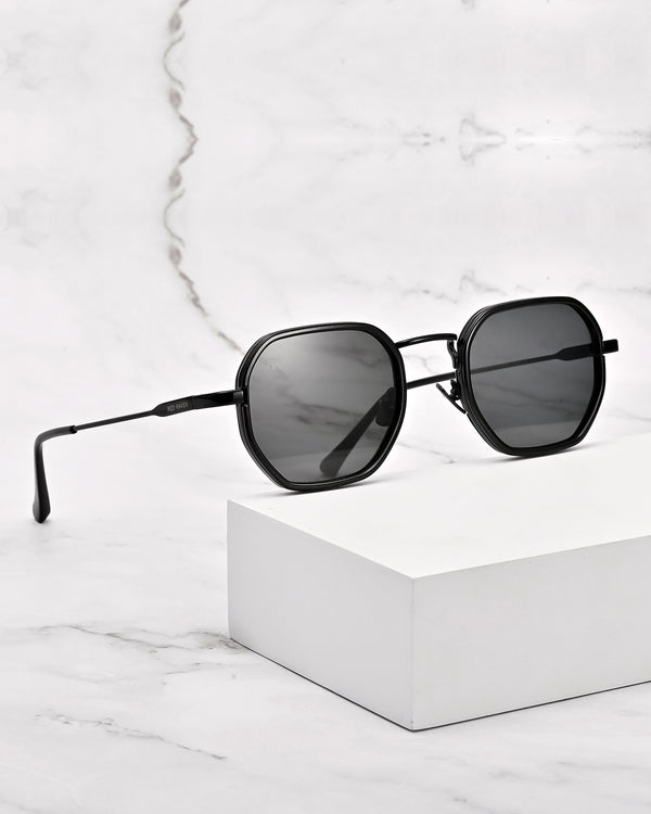 DENZEL TOTAL BLACK