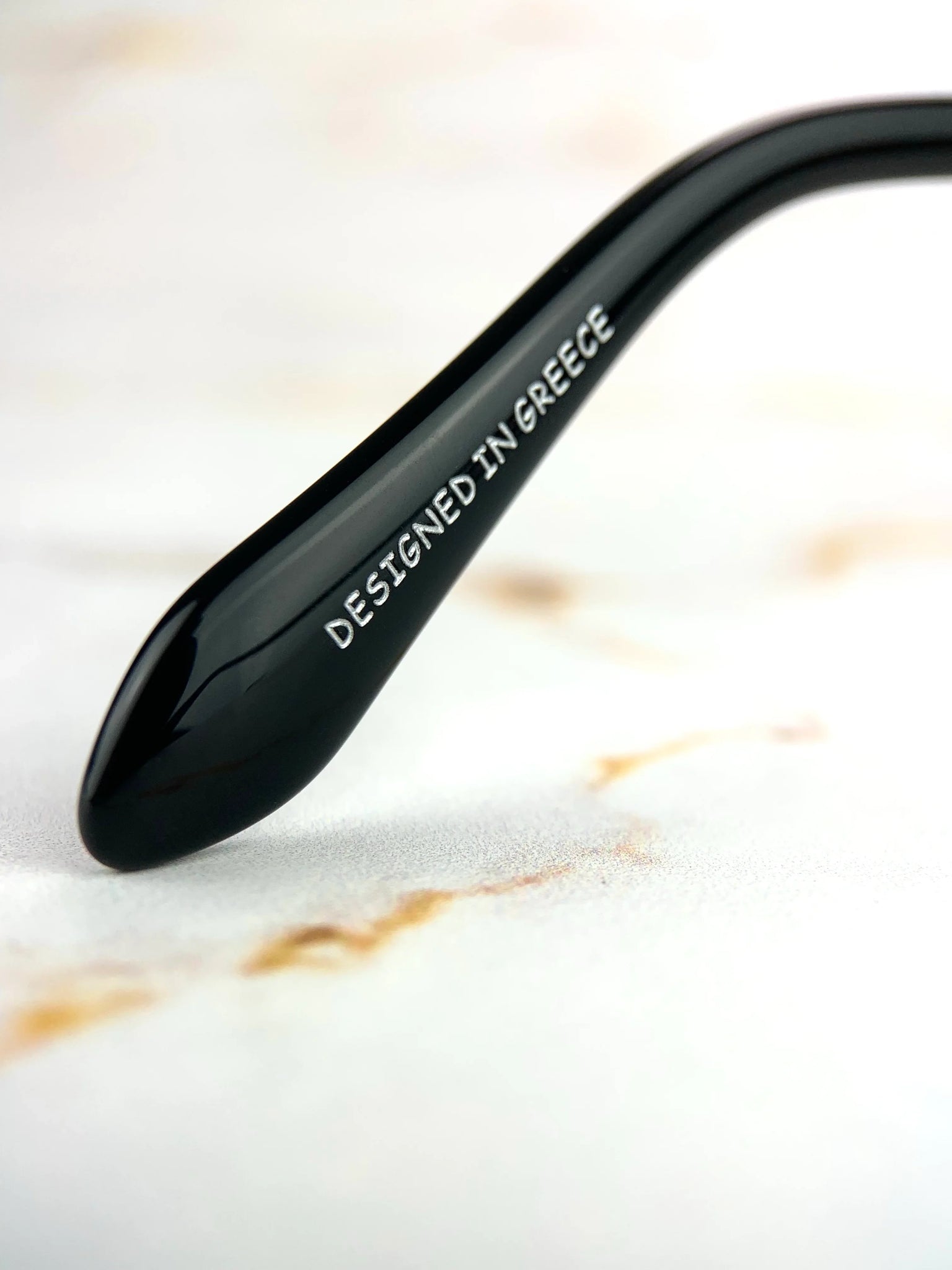 Men's Sunglasses Red Raven Black