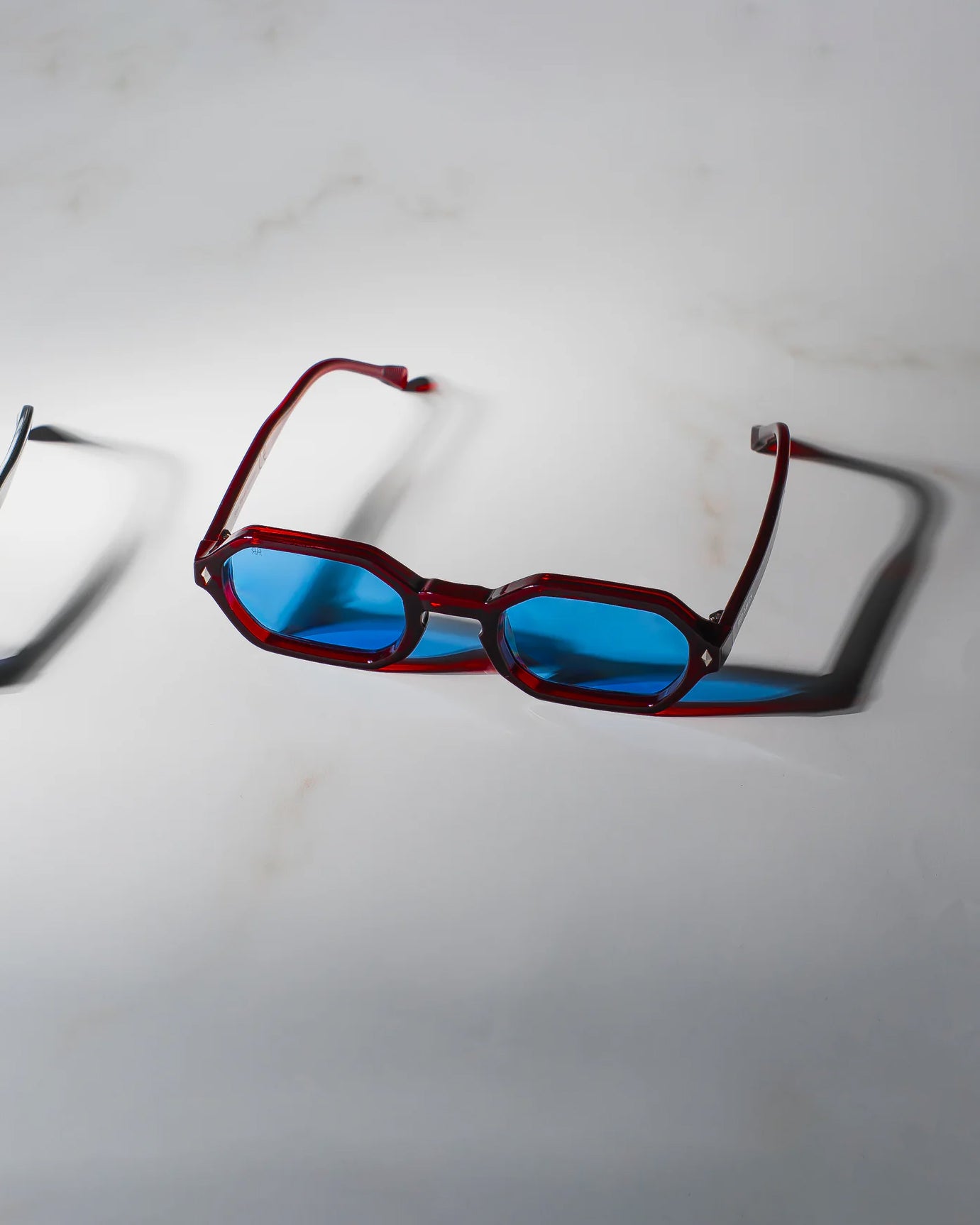 Men's Sunglasses Red Raven Red