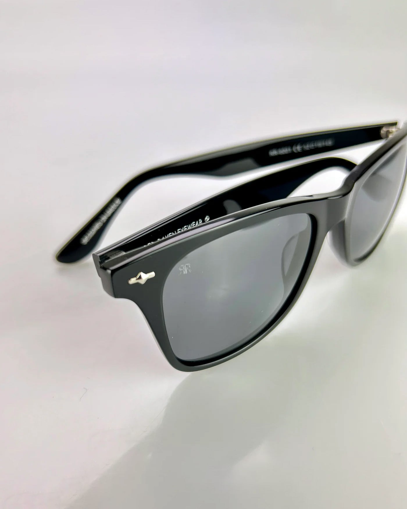 Men's Sunglasses Red Raven Black