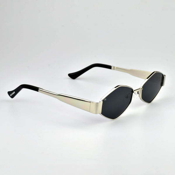 BLAIR SILVER - Red Raven