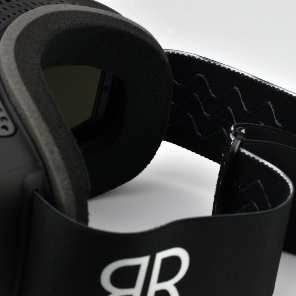 SNOW MASK #B BLACK GOLD