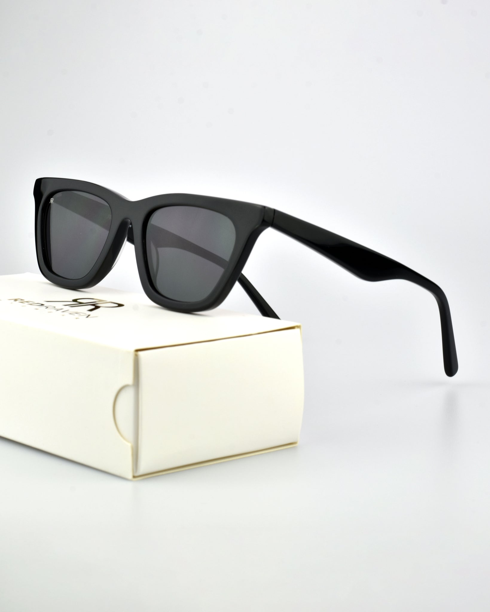 Men's Sunglasses Red Raven Black