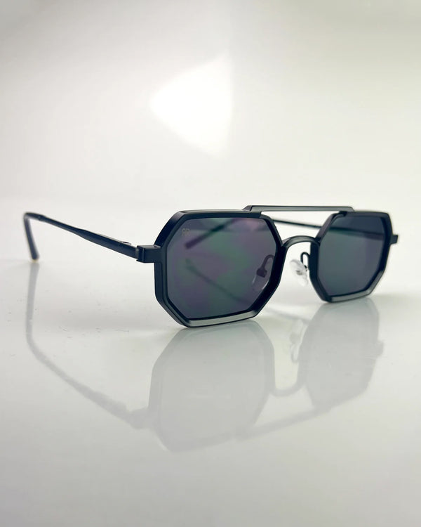 JAMES METALLIC TOTAL BLACK 