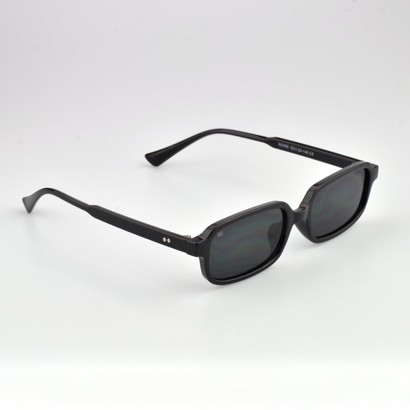 NOIRE BLACK